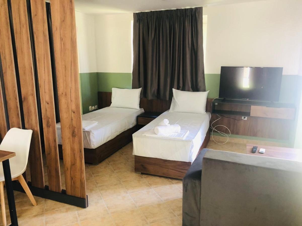 Fuk-Tak'S Bungalow Dojran Luaran gambar