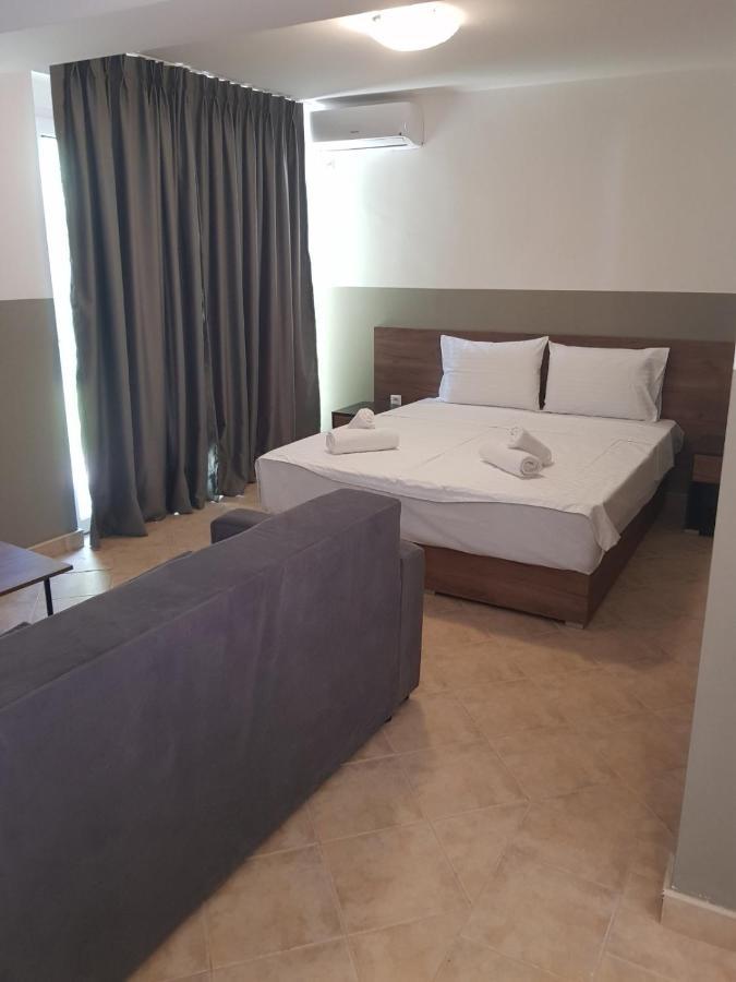 Fuk-Tak'S Bungalow Dojran Luaran gambar