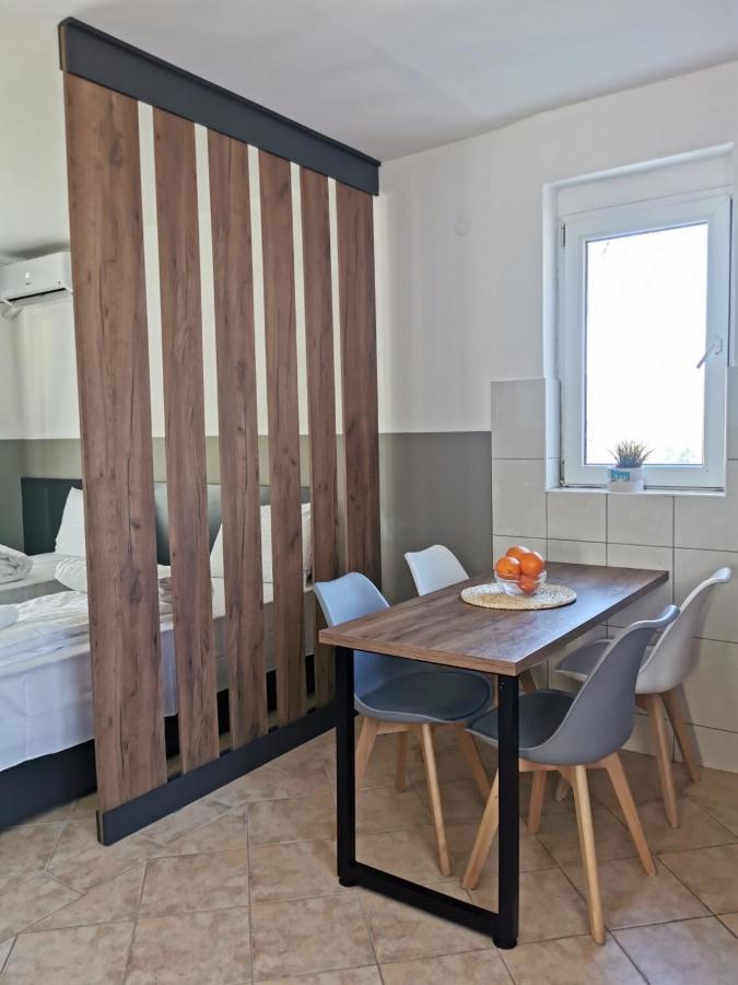 Fuk-Tak'S Bungalow Dojran Luaran gambar