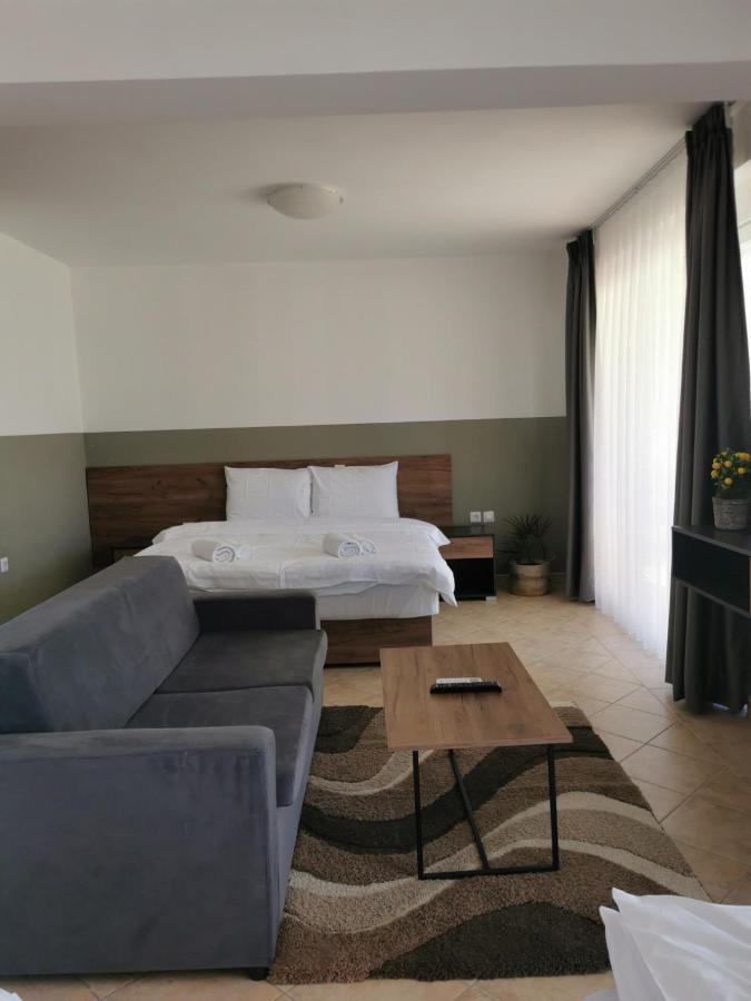 Fuk-Tak'S Bungalow Dojran Luaran gambar