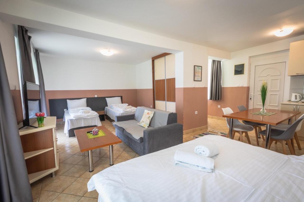 Fuk-Tak'S Bungalow Dojran Luaran gambar